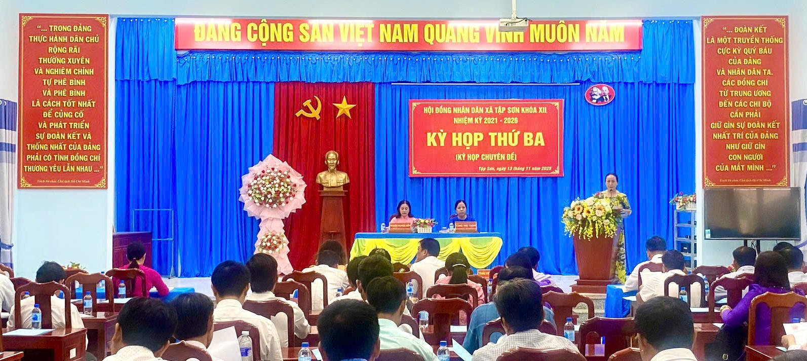 Hội đồng nhân dân xã Tập Sơn tổ chức Kỳ họp thứ ba - Khóa XII, nhiệm kỳ 2021 - 2026