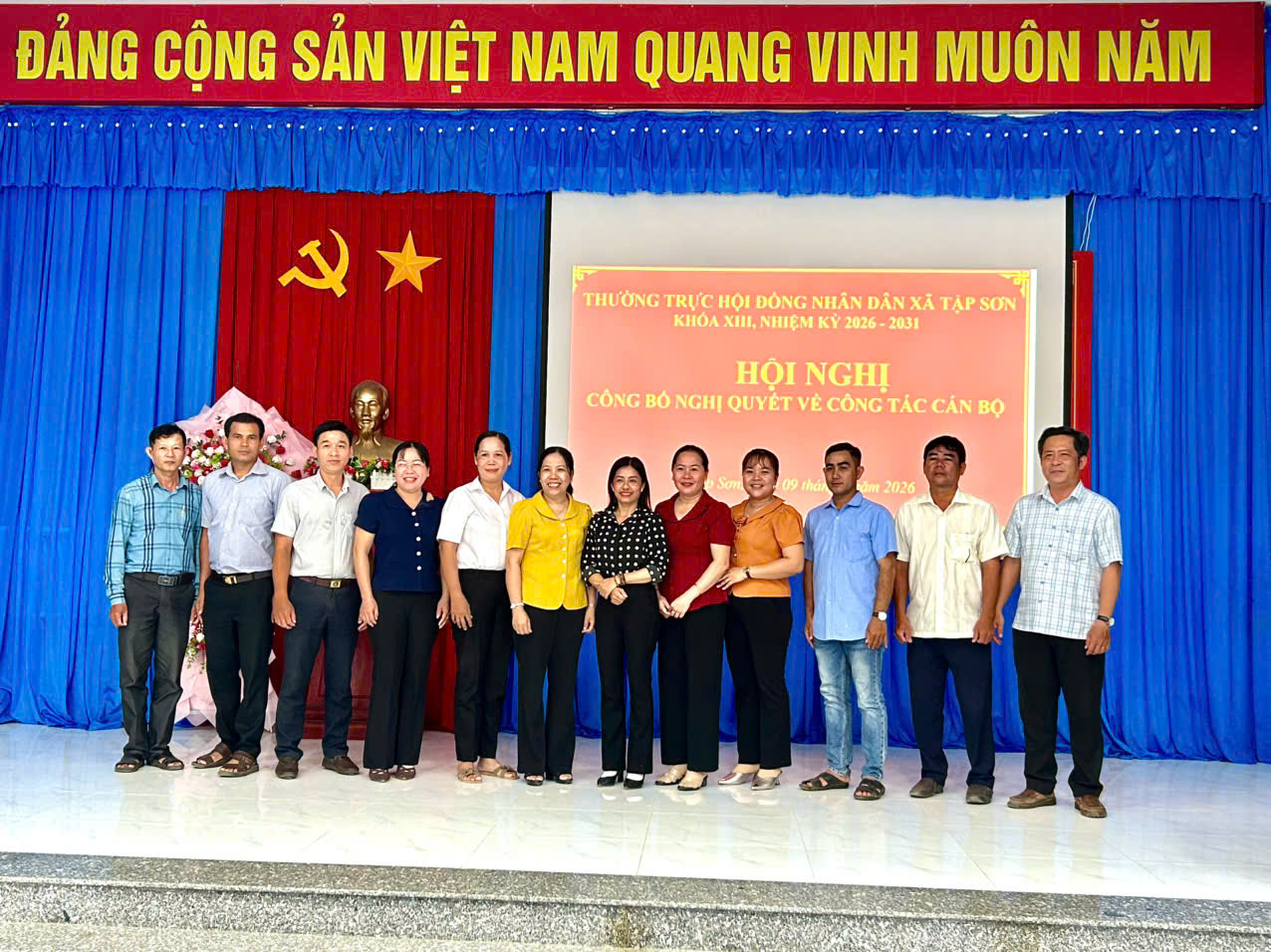HĐND xã Tập Sơn tổ chức Hội nghị công bố Nghị quyết phê chuẩn nhân sự các Ban Hội đồng nhân dân xã khóa XIII, nhiệm kỳ 2026 - 2031
