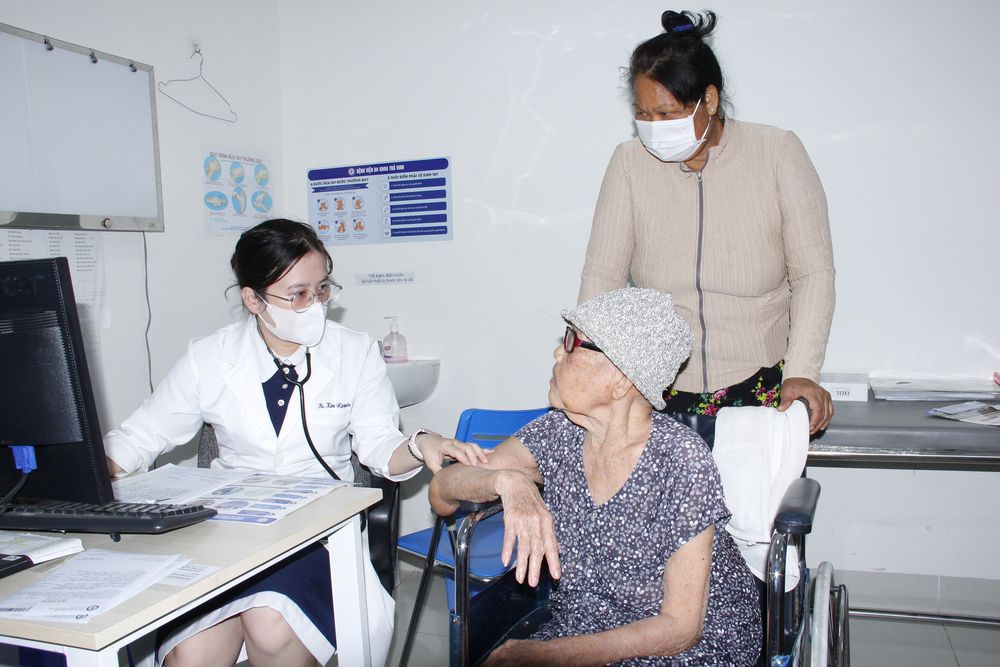 Vì một cộng đồng khỏe mạnh, cùng nhau chung tay chăm sóc sức khỏe người cao tuổi